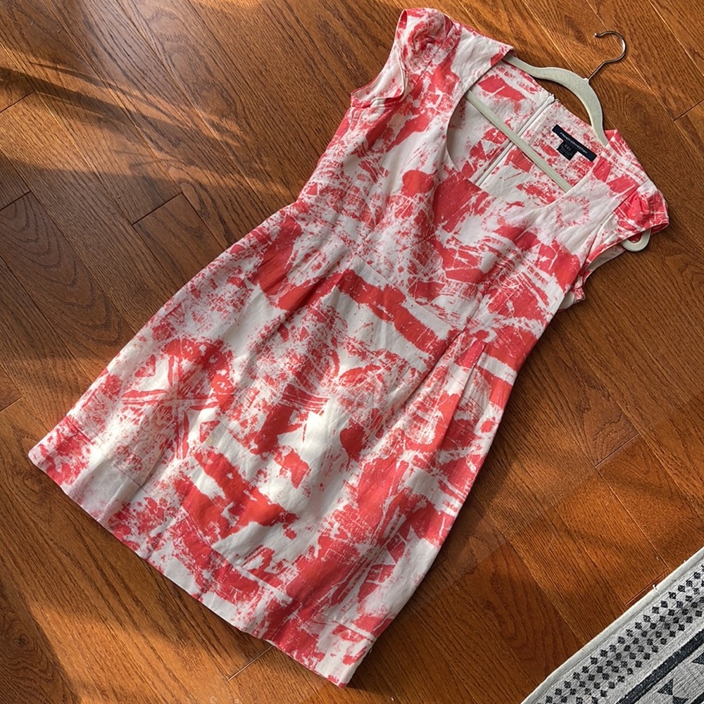 French Connection EUC Orange and Cream Abstract Print Cap Sleeve Dress Size 8